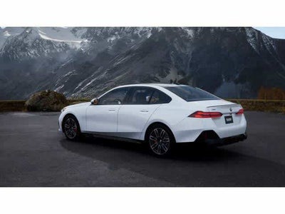 2026 BMW 5 Series 530i xDrive Sedan