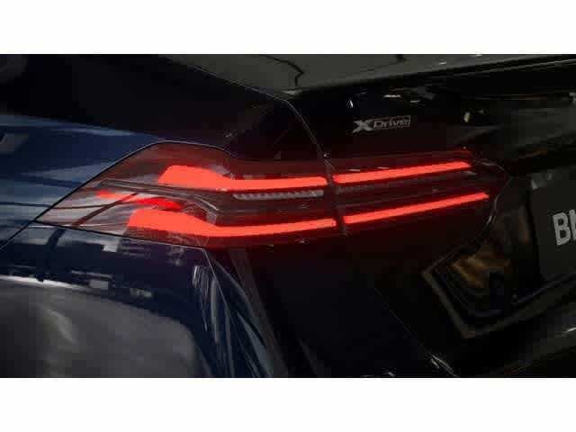 2026 BMW 5 Series 530i xDrive Sedan