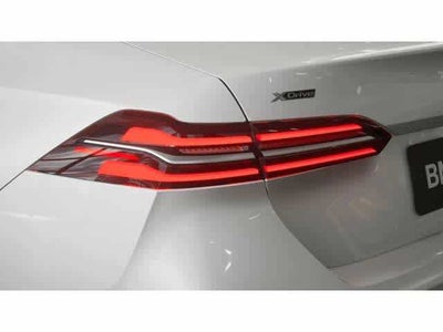 2026 BMW 5 Series 530i xDrive Sedan