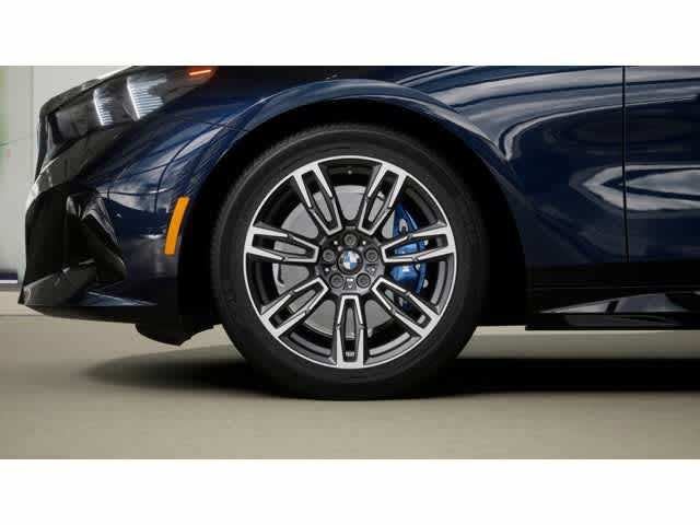 2026 BMW 5 Series 530i xDrive Sedan