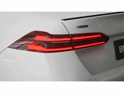 2027 BMW 5 Series 530i xDrive Sedan