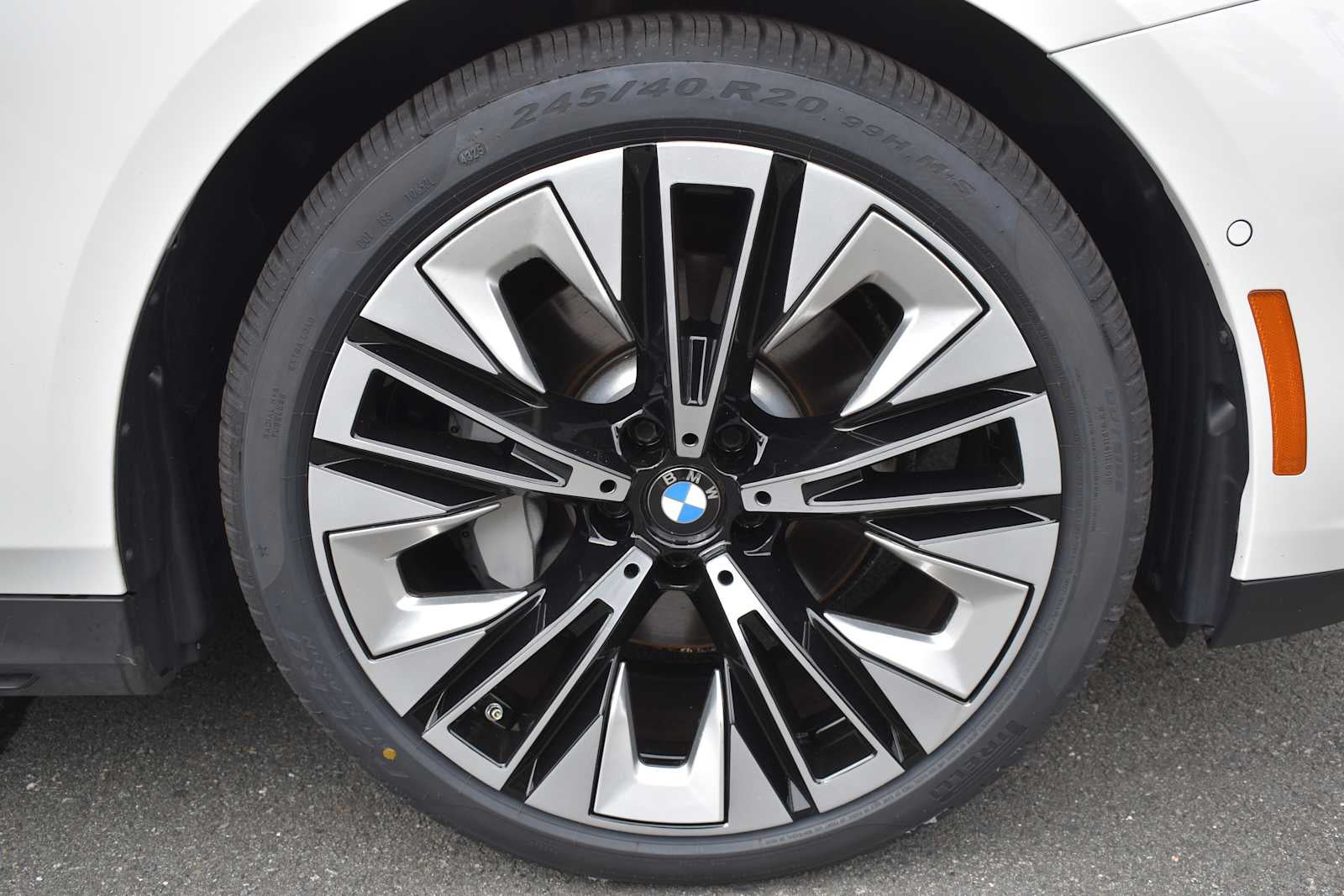 2024 BMW 5 Series 530i xDrive Sedan
