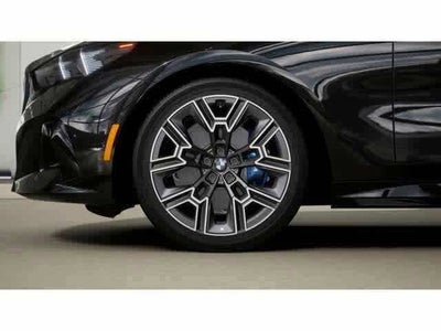 2027 BMW 5 Series 530i xDrive Sedan