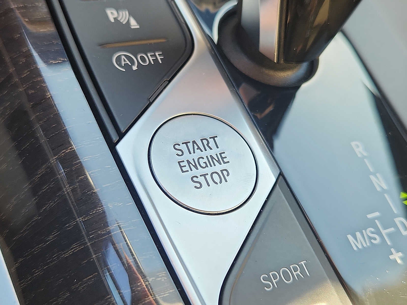2020 BMW 3 Series 330i xDrive Sedan