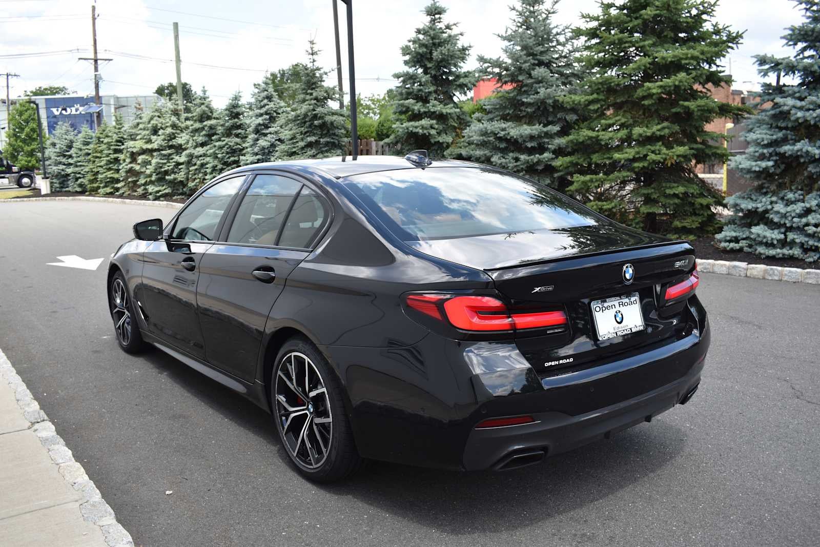 2023 BMW 5 Series 540i xDrive Sedan