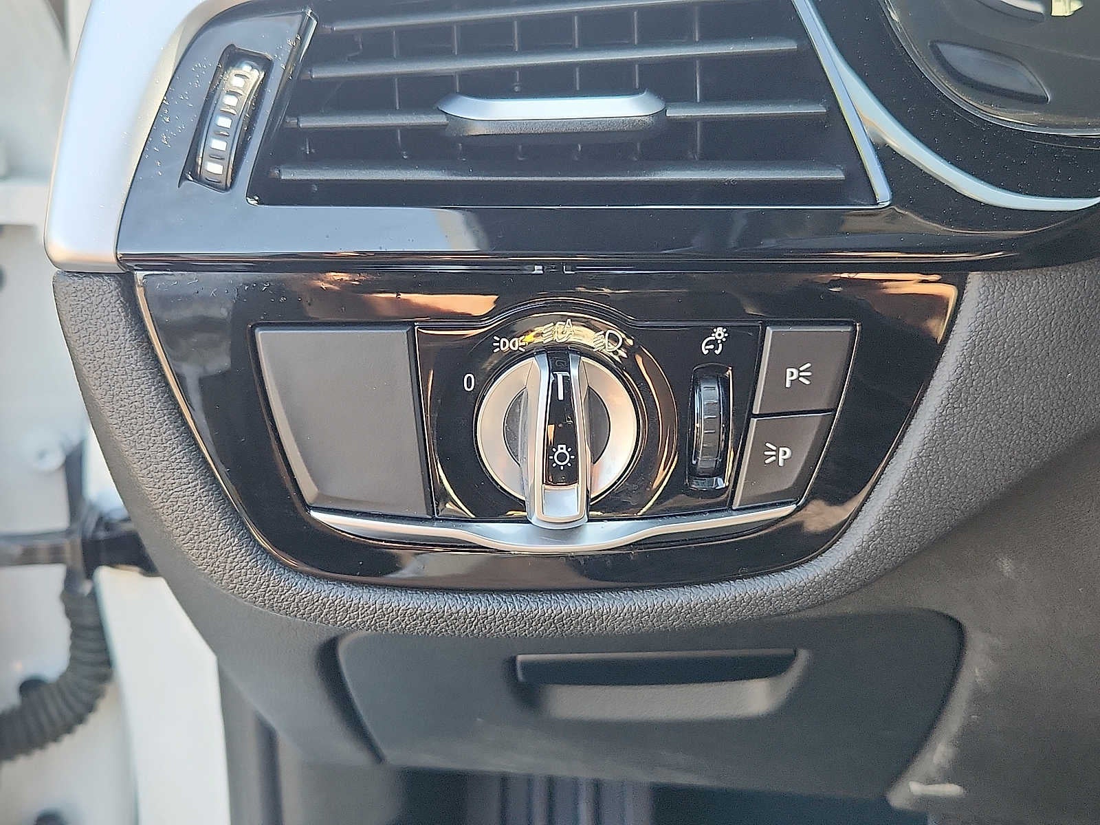2019 BMW 5 Series 530i xDrive Sedan