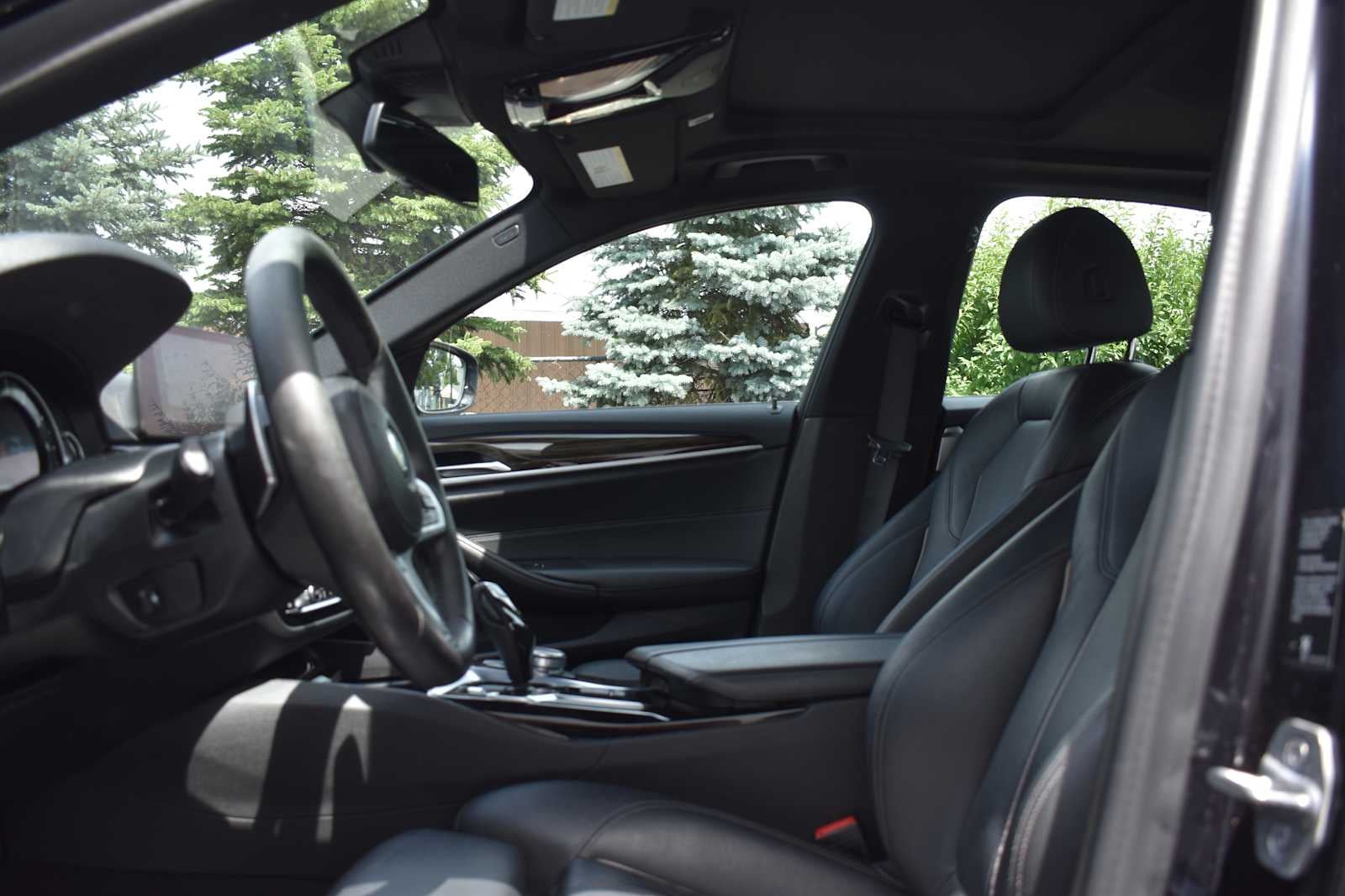 2019 BMW 5 Series 530i xDrive Sedan