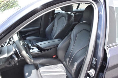 2019 BMW 5 Series 530i xDrive Sedan