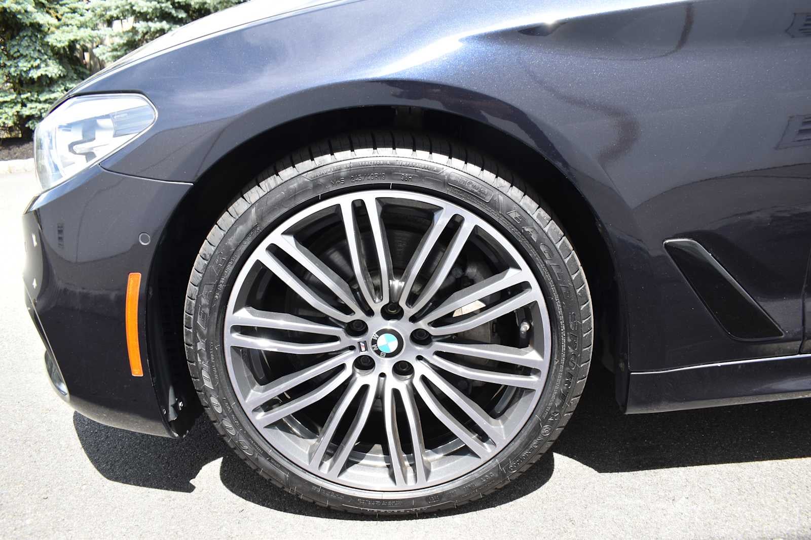 2019 BMW 5 Series 530i xDrive Sedan