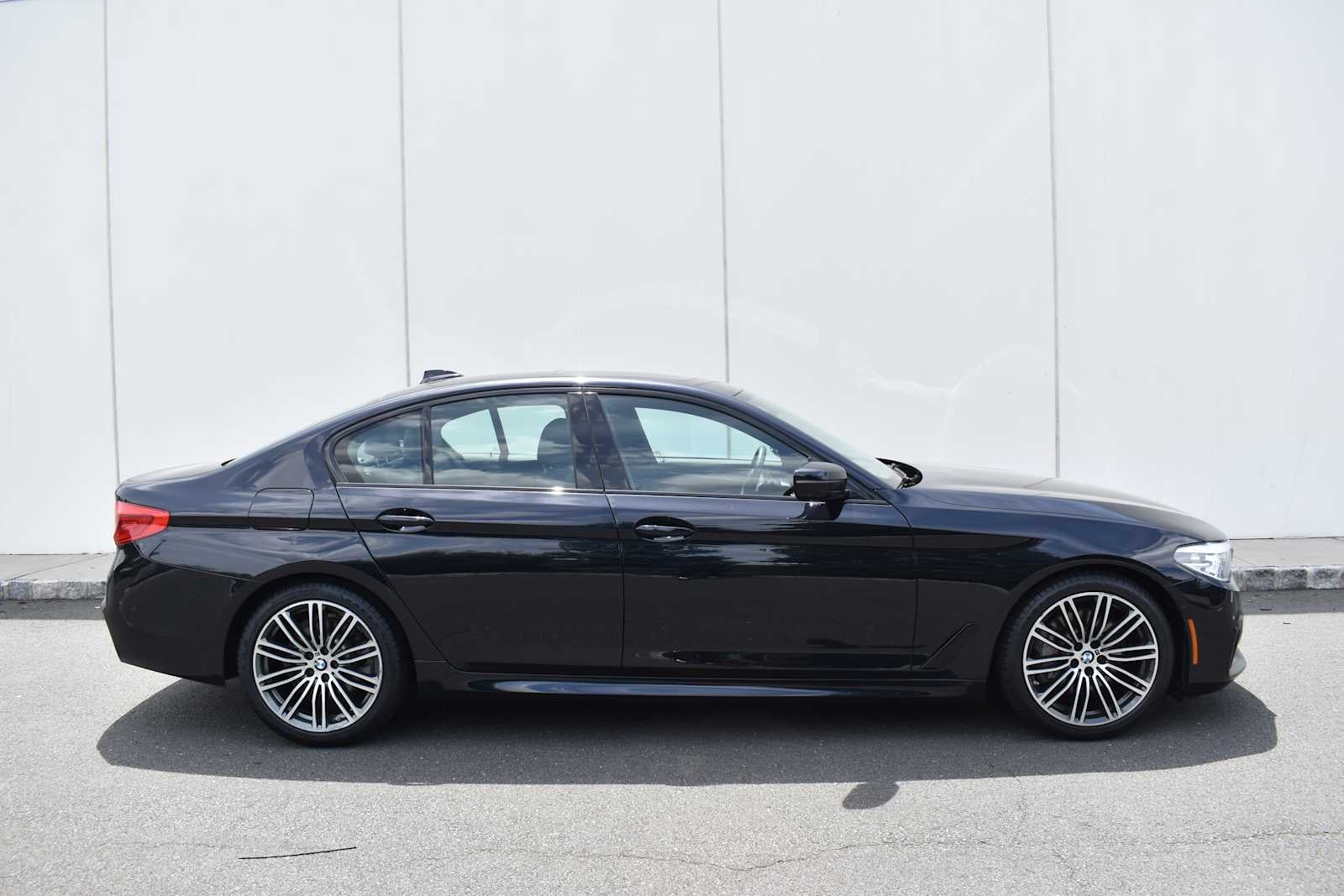2019 BMW 5 Series 530i xDrive Sedan