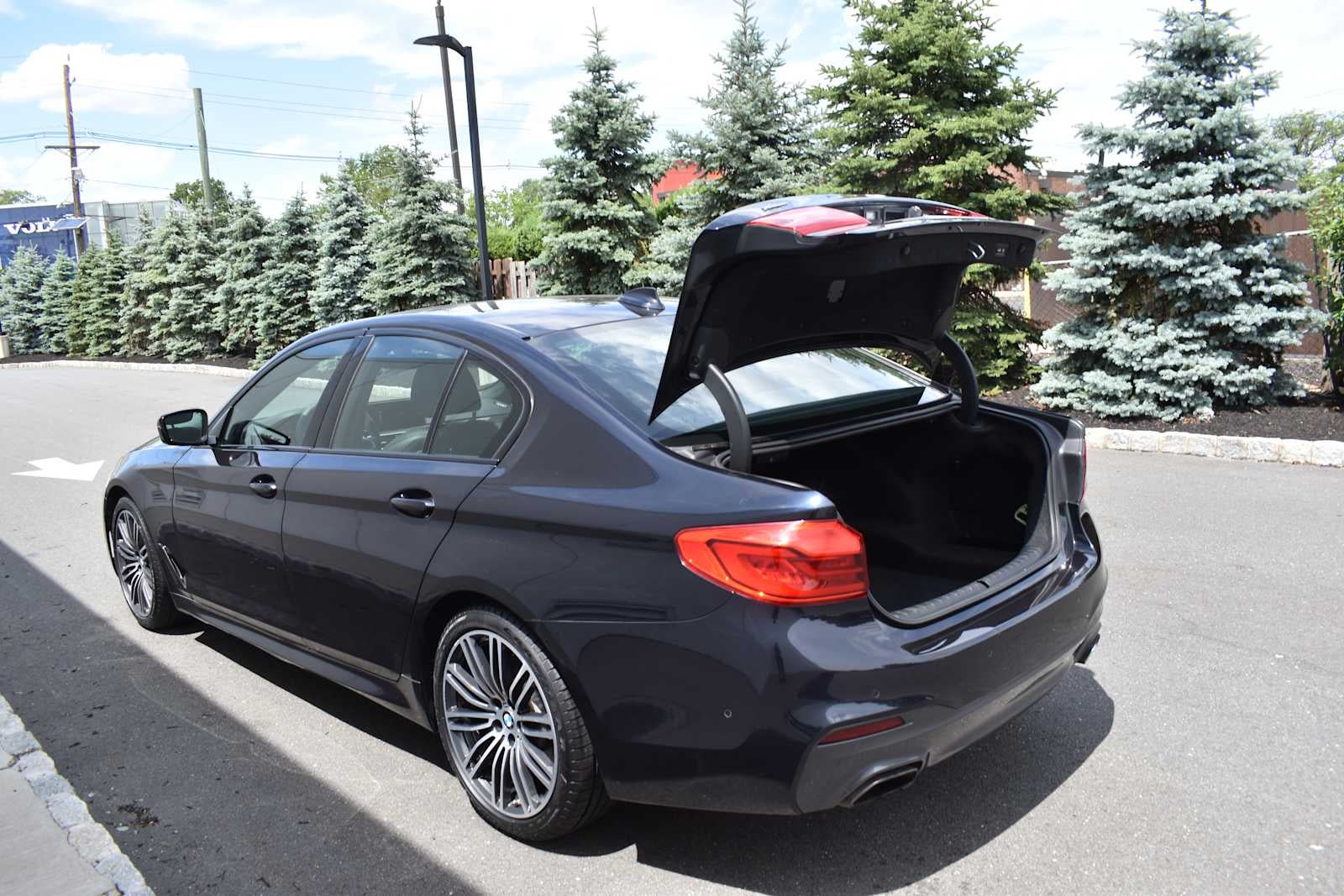 2019 BMW 5 Series 530i xDrive Sedan