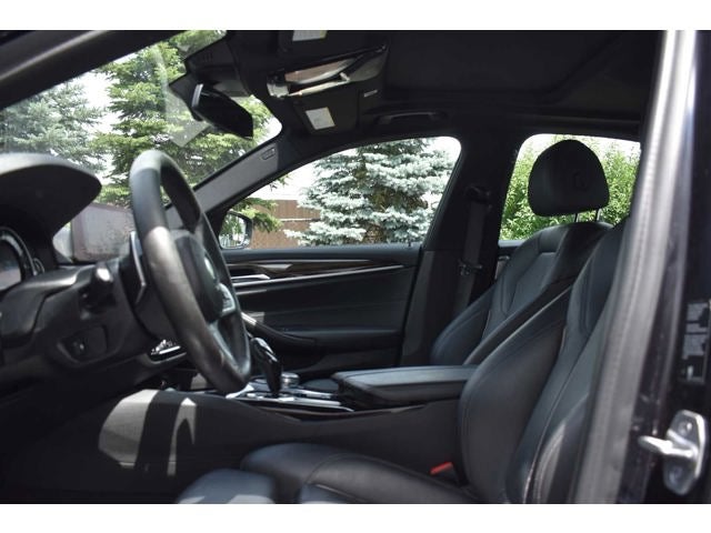 2019 BMW 5 Series 530i xDrive Sedan