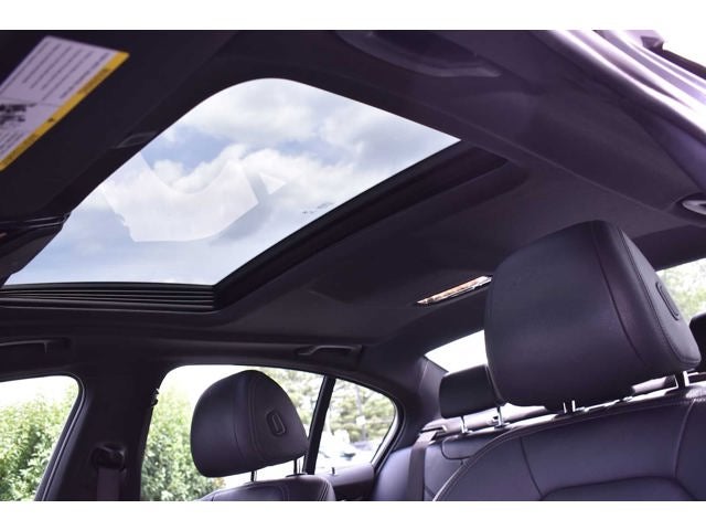 2019 BMW 5 Series 530i xDrive Sedan