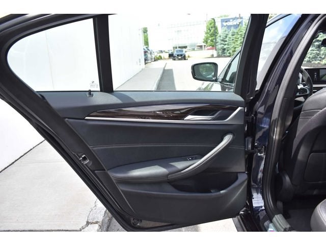 2019 BMW 5 Series 530i xDrive Sedan