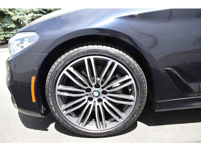 2019 BMW 5 Series 530i xDrive Sedan