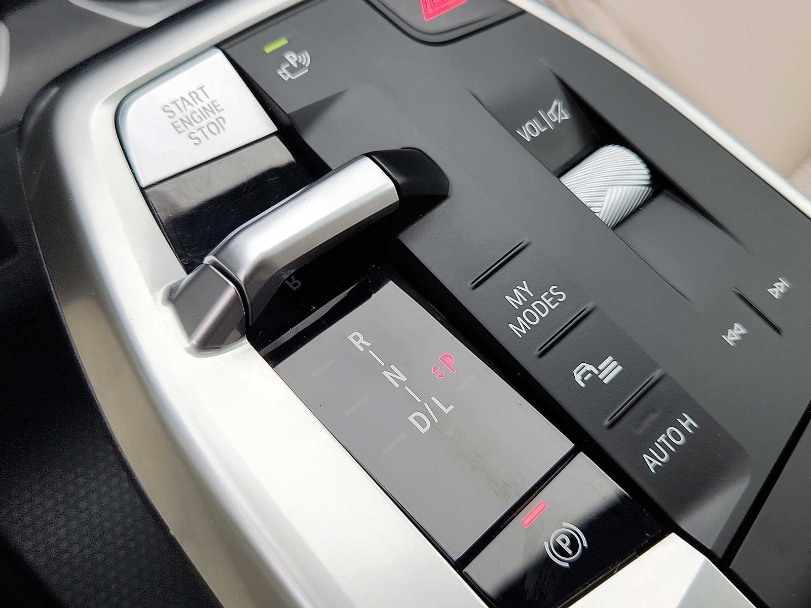 2025 BMW X1 xDrive28i Sports Activity Vehicle