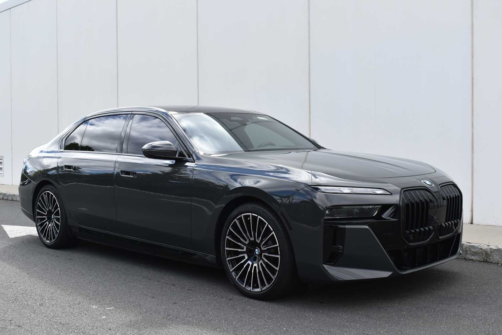 2024 BMW i7 xDrive60 Sedan