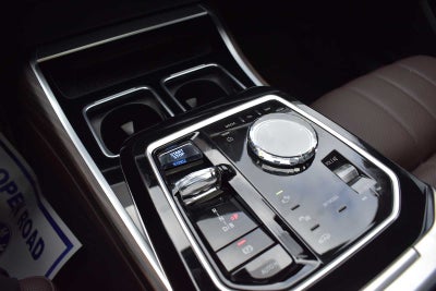 2024 BMW i7 xDrive60 Sedan