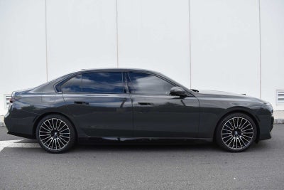2024 BMW i7 xDrive60 Sedan