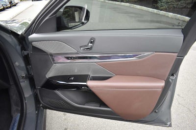 2024 BMW i7 xDrive60 Sedan