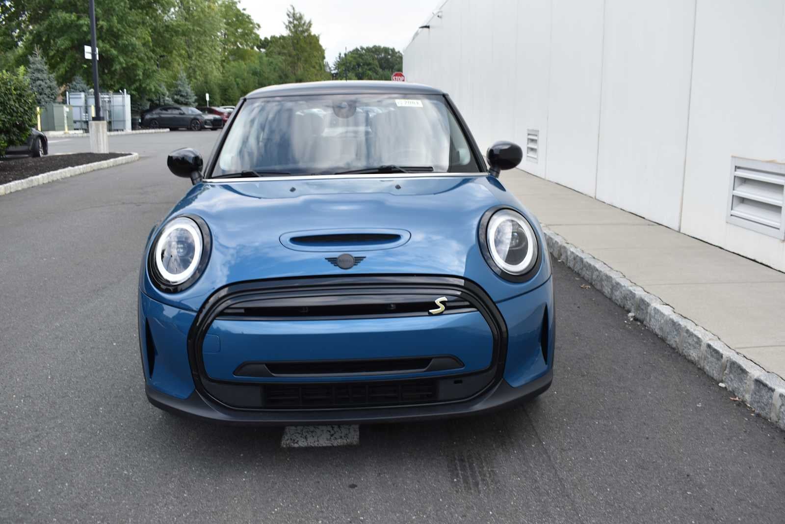 2024 MINI Hardtop 2 Door Cooper SE FWD