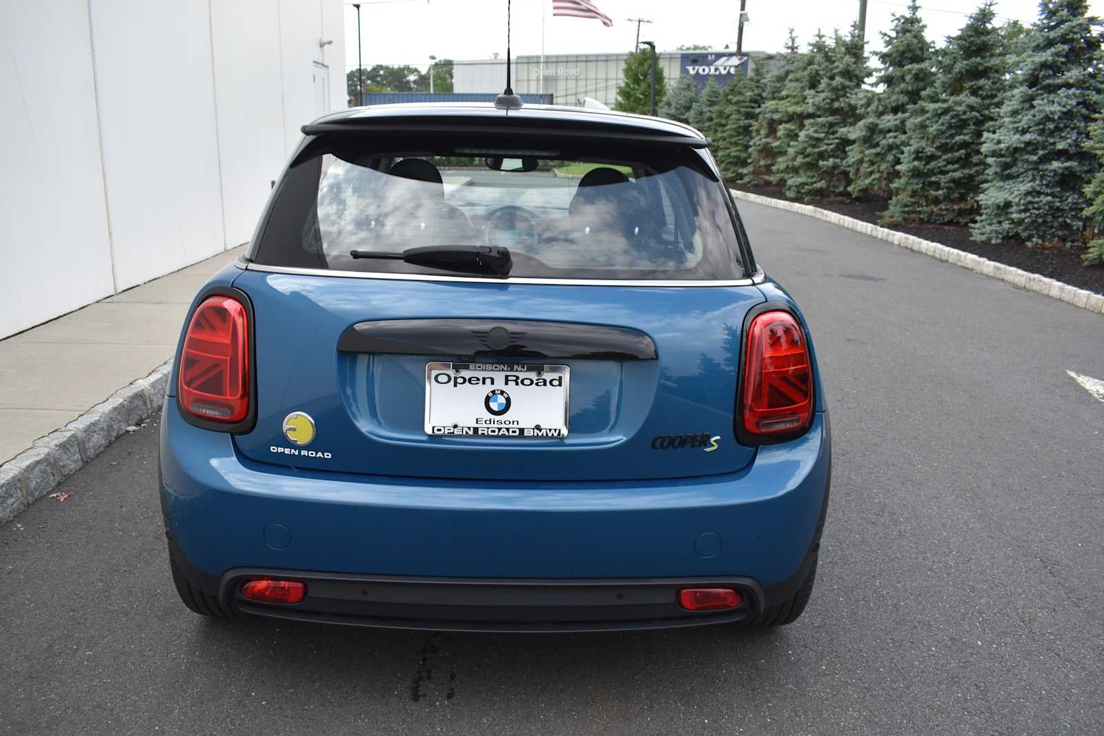 2024 MINI Hardtop 2 Door Cooper SE FWD
