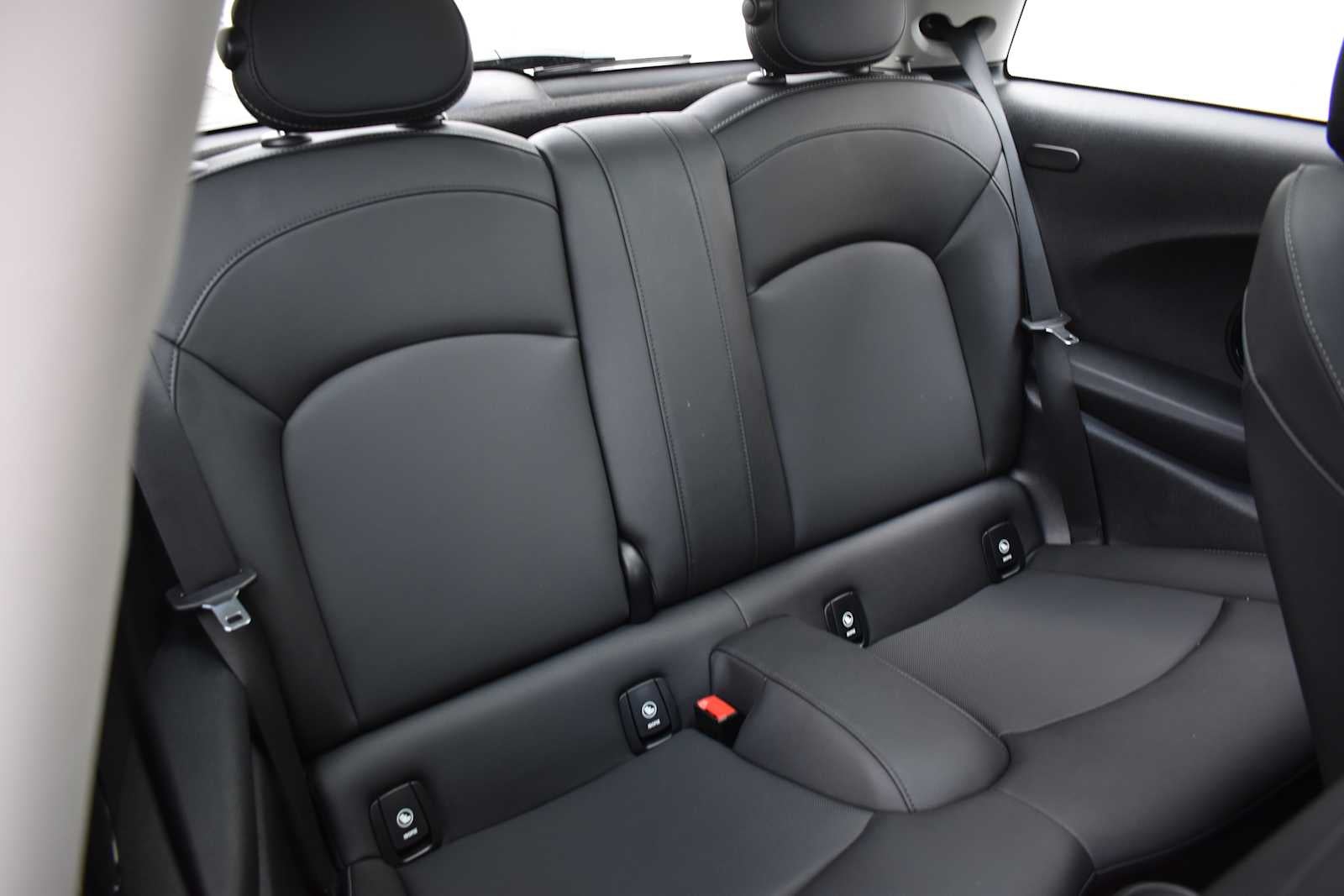2024 MINI Hardtop 2 Door Cooper SE FWD