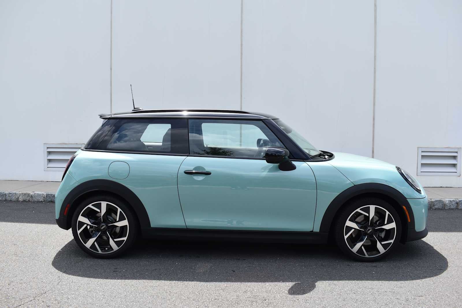 2025 MINI Hardtop 2 Door Cooper S FWD