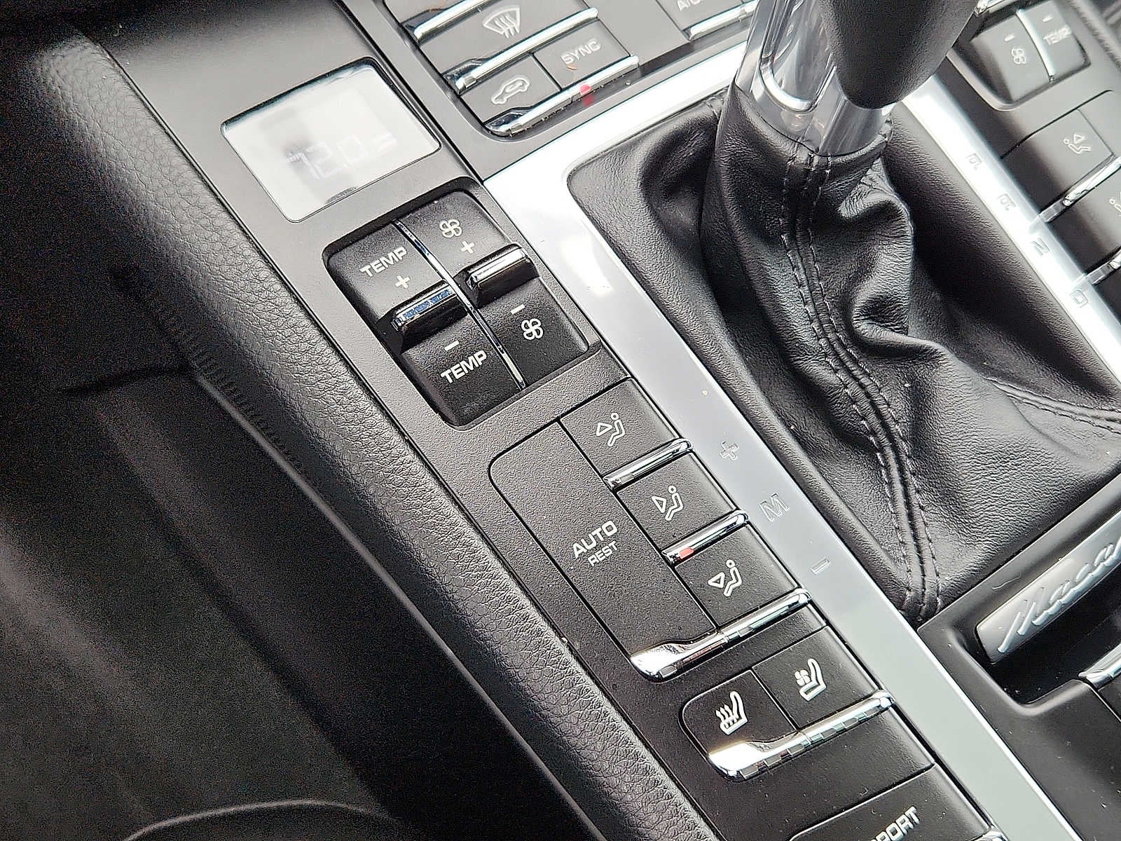 2020 Porsche Macan AWD