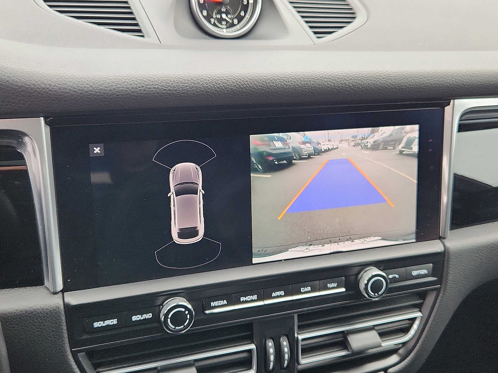 2020 Porsche Macan AWD