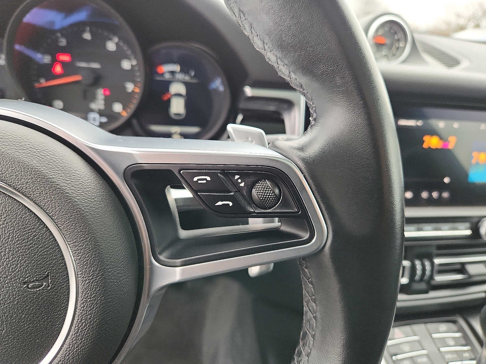 2020 Porsche Macan AWD