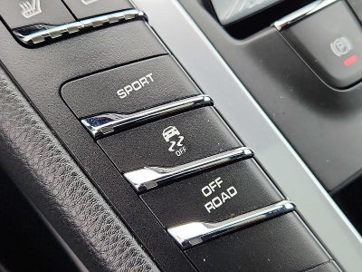 2020 Porsche Macan AWD