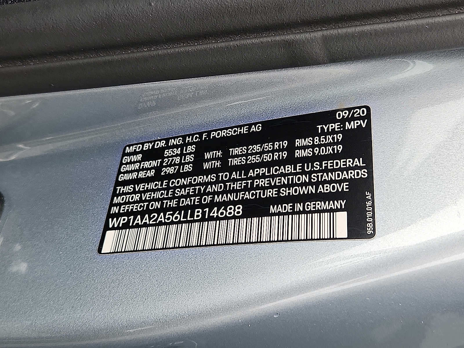 2020 Porsche Macan AWD