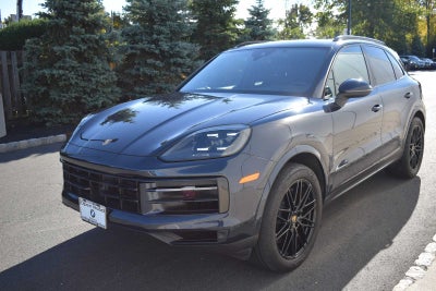 2024 Porsche Cayenne AWD