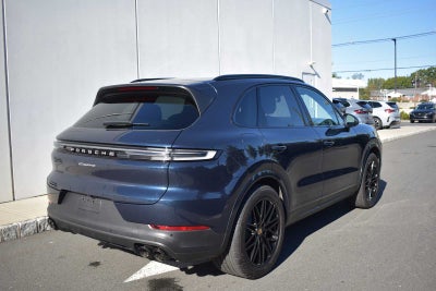 2024 Porsche Cayenne AWD