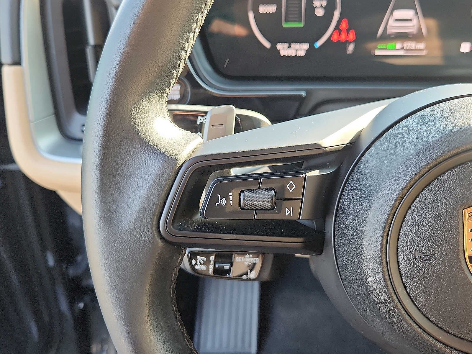 2025 Porsche Cayenne E-Hybrid AWD