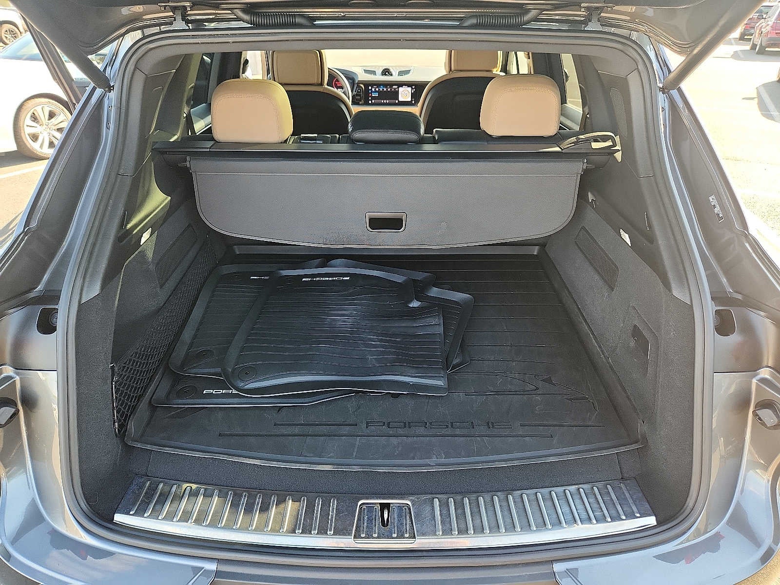 2025 Porsche Cayenne E-Hybrid AWD