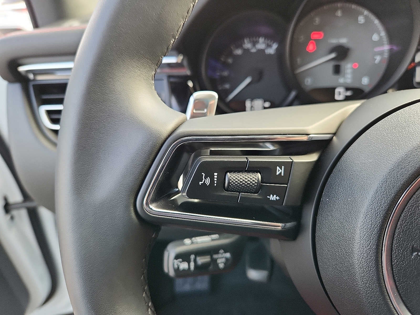 2026 Porsche Macan S AWD