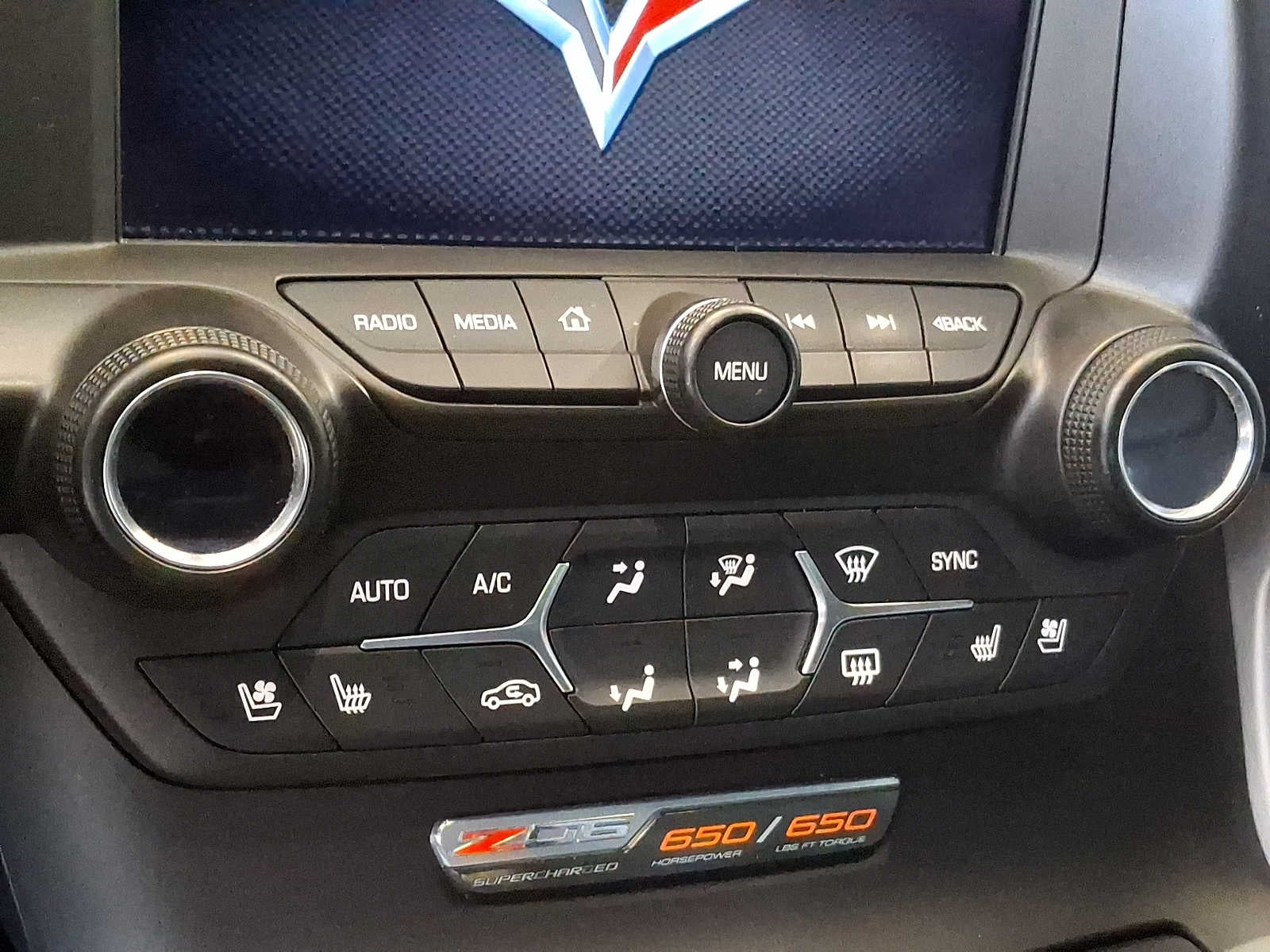 2015 Chevrolet Corvette 2dr Z06 Cpe w/2LZ