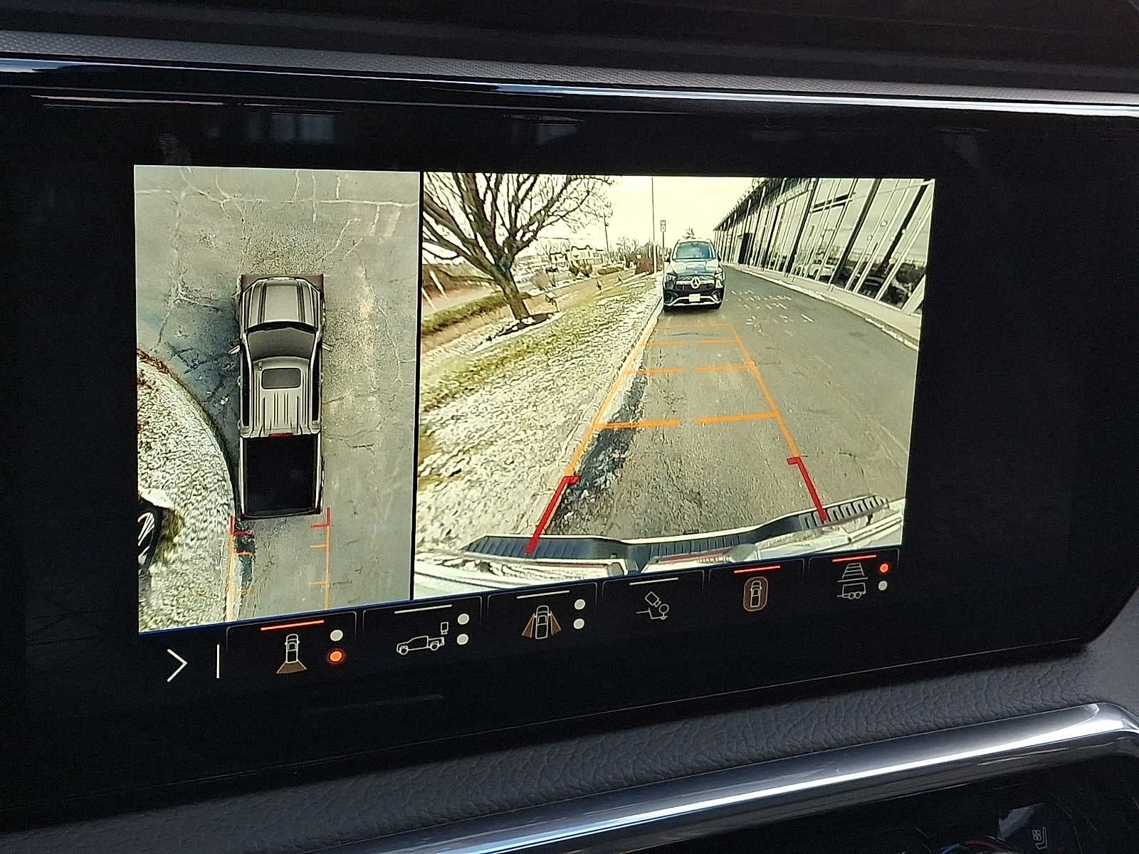 2024 GMC Sierra 1500 4WD Crew Cab 147 Denali