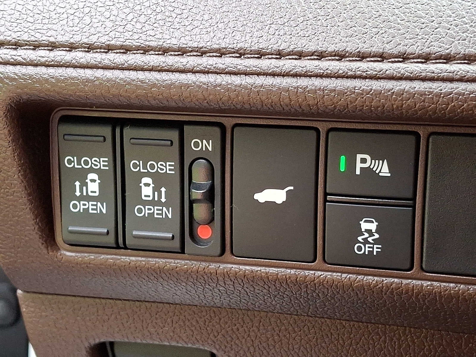 2025 Honda Odyssey Elite Auto