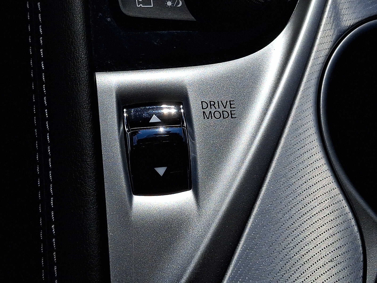 2023 INFINITI Q50 LUXE AWD