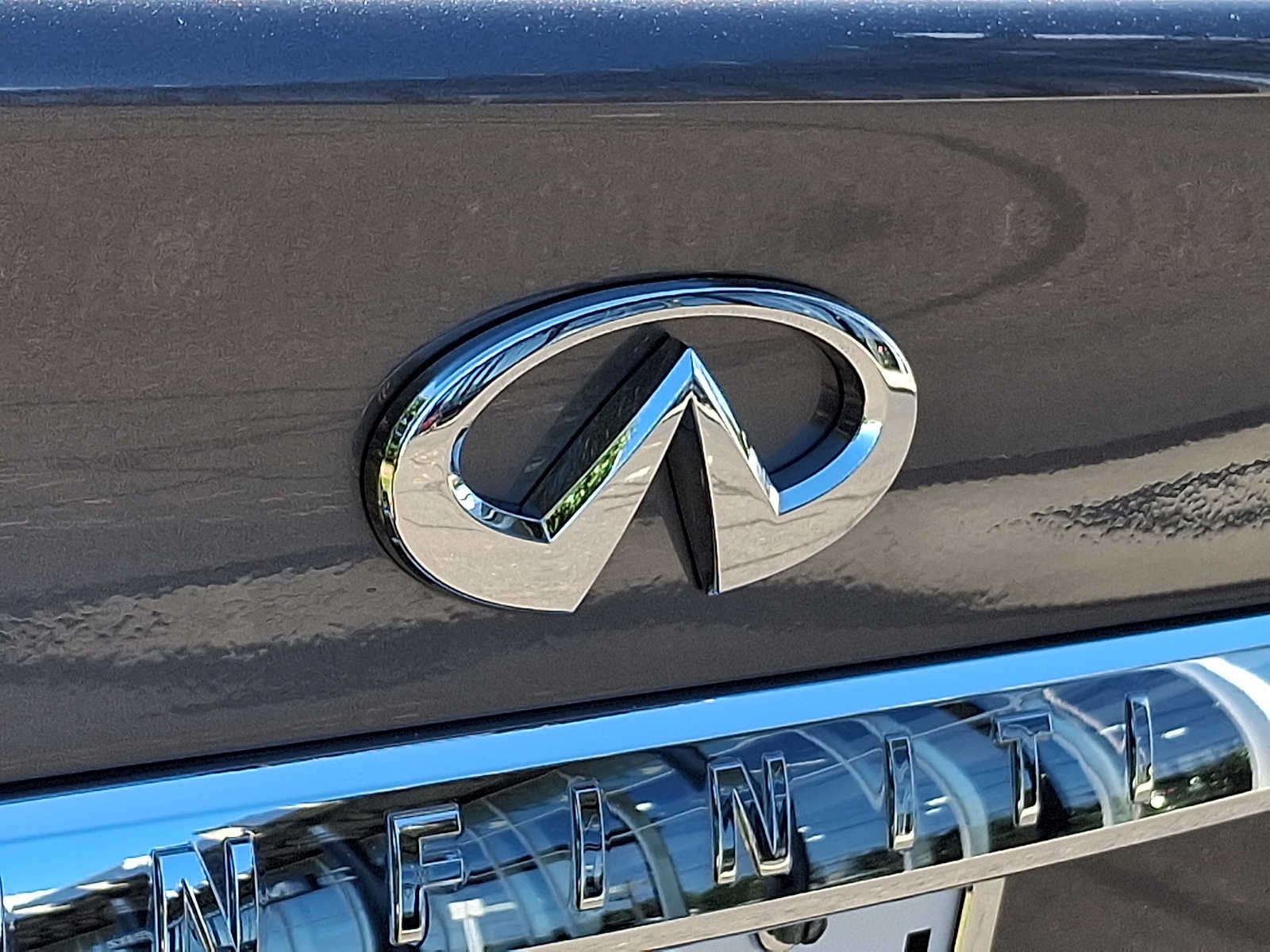 2023 INFINITI Q50 LUXE AWD