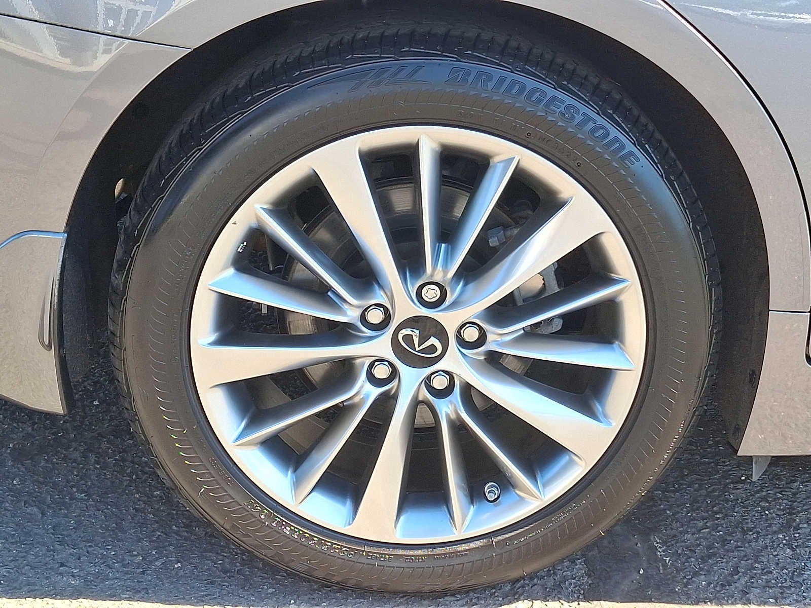 2023 INFINITI Q50 LUXE AWD