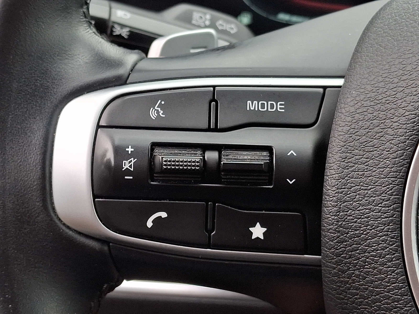 2023 Kia Sportage Hybrid EX AWD