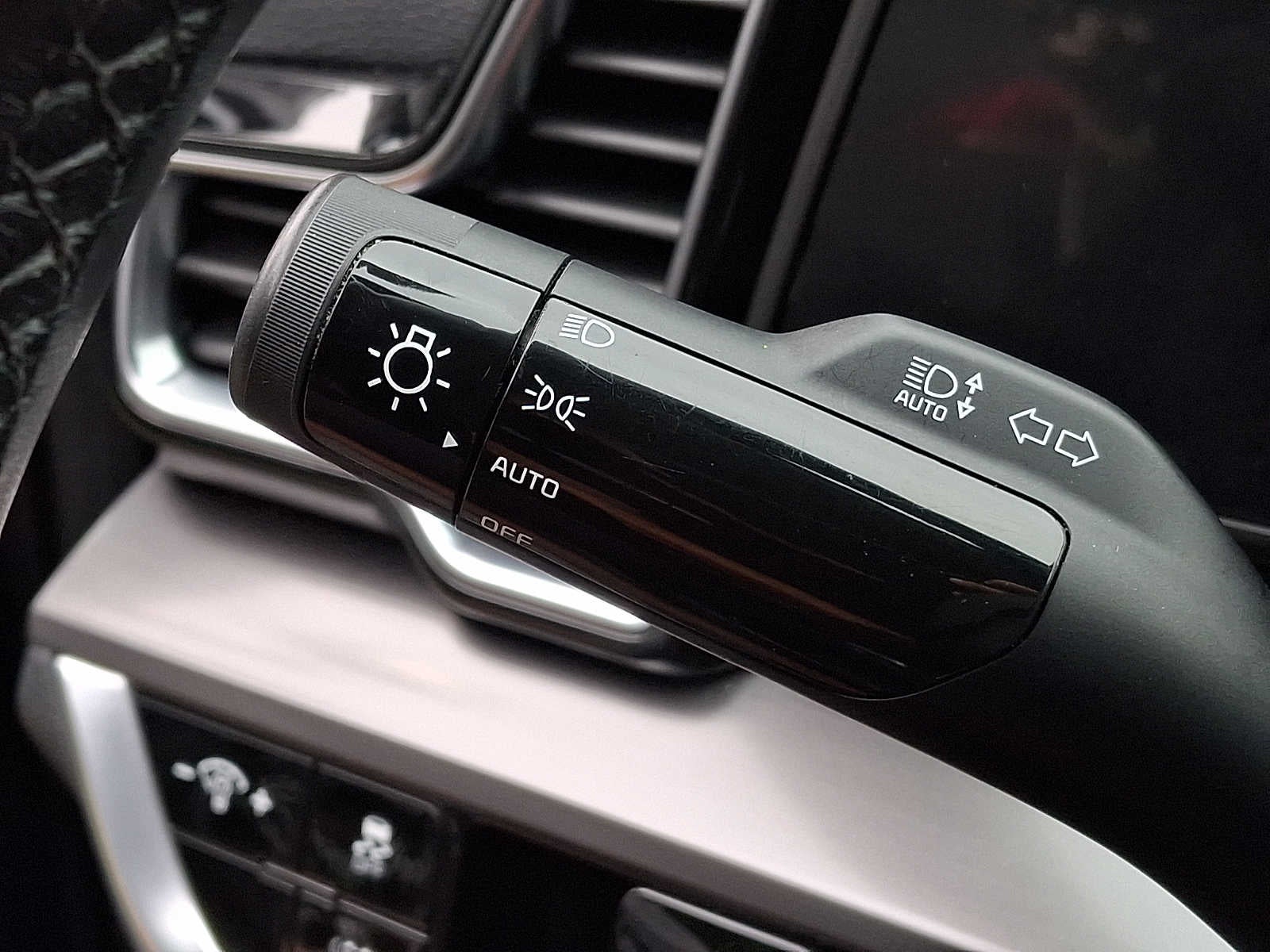 2023 Kia Sportage Hybrid EX AWD