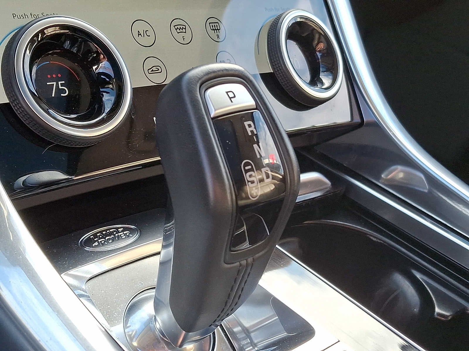 2020 Land Rover Range Rover Sport Turbo i6 MHEV HSE