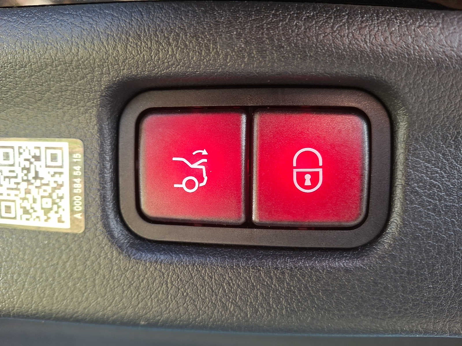 2025 Mercedes-Benz C-Class C 300 4MATIC® Sedan