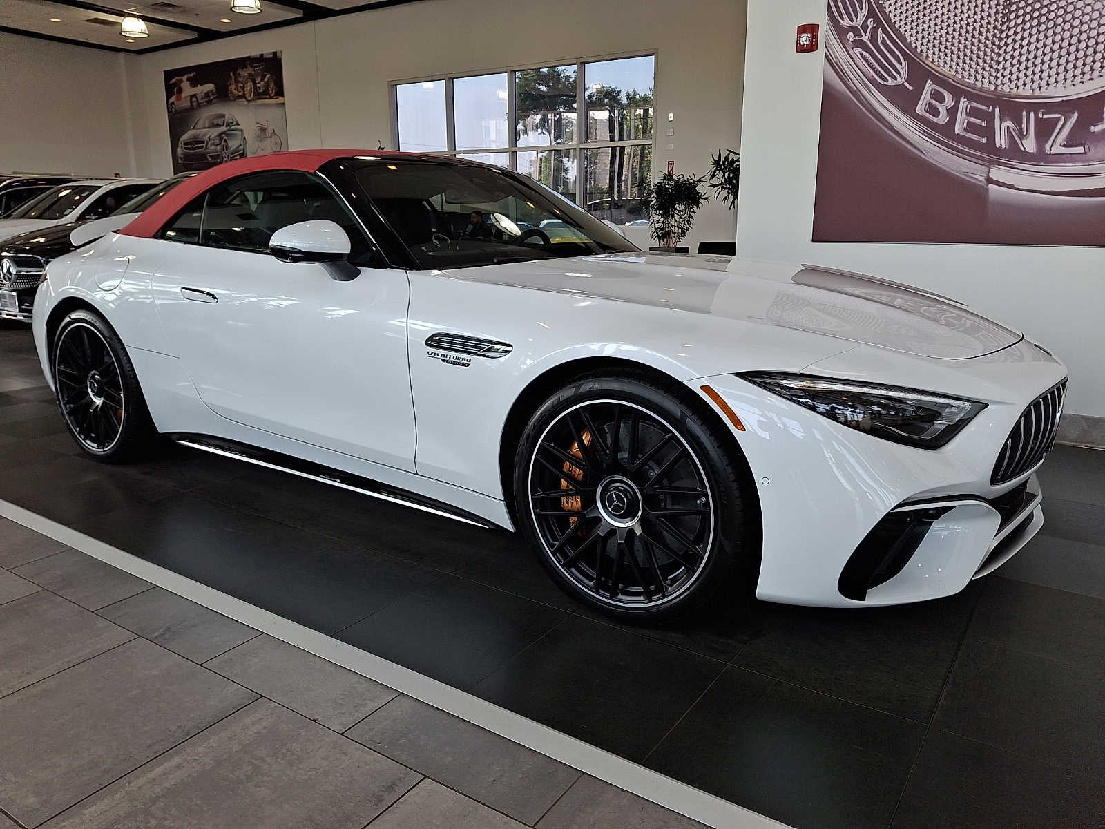 2025 Mercedes-Benz SL-Class AMG® SL 63 S E Performance Roadster