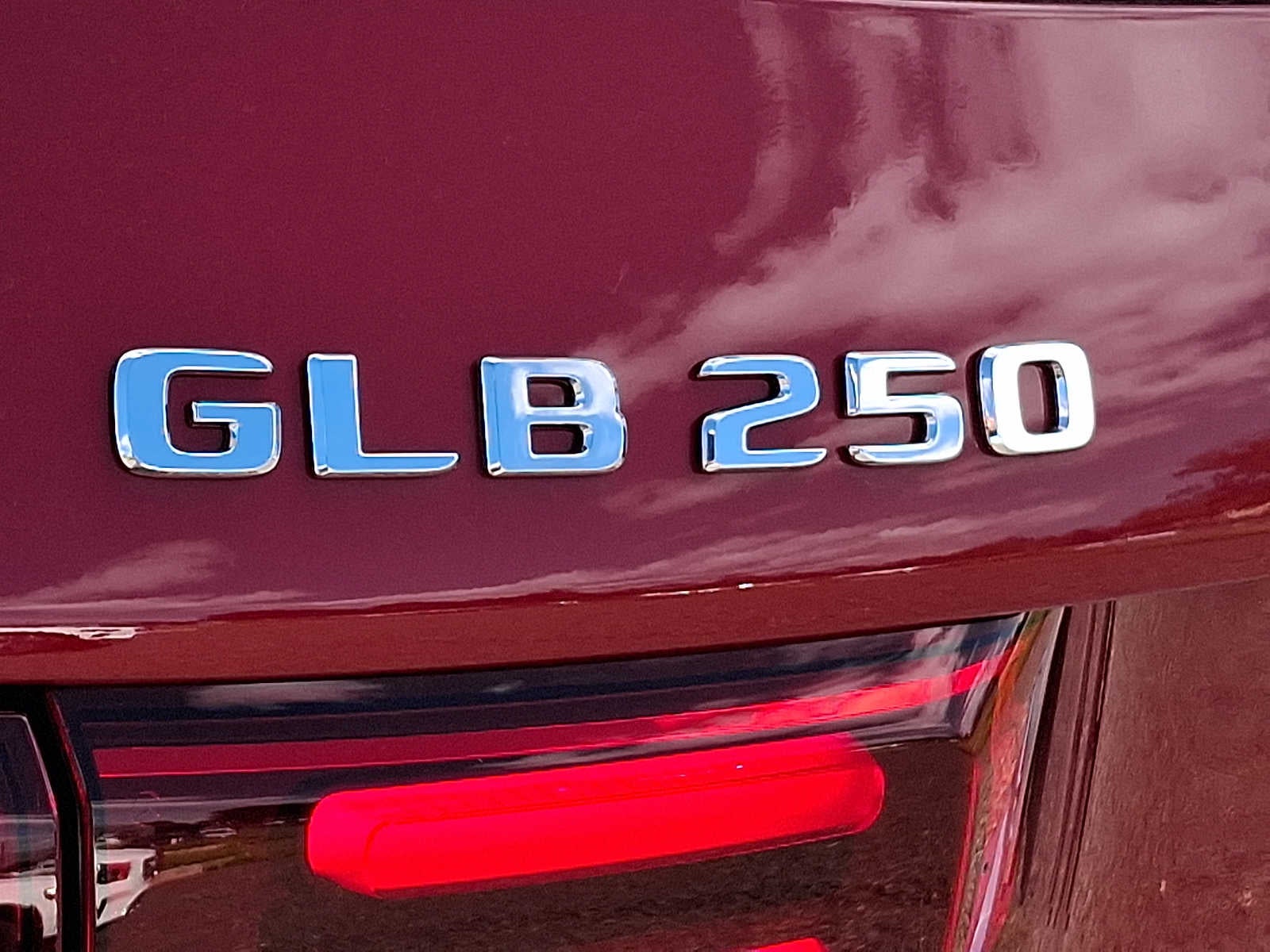 2026 Mercedes-Benz GLB GLB 250 4MATIC® SUV